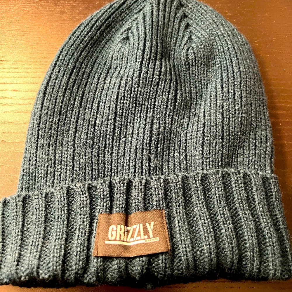 Grizzly knitted Beanie Blue